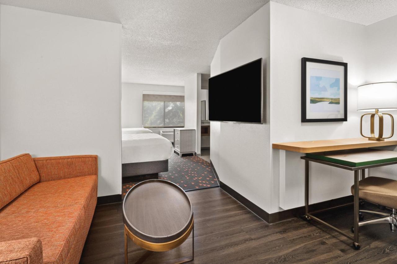 & An Ihg 3* Bothell