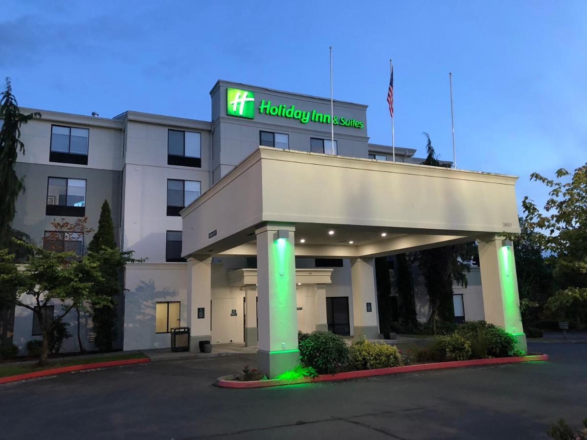 Hotel & An Ihg