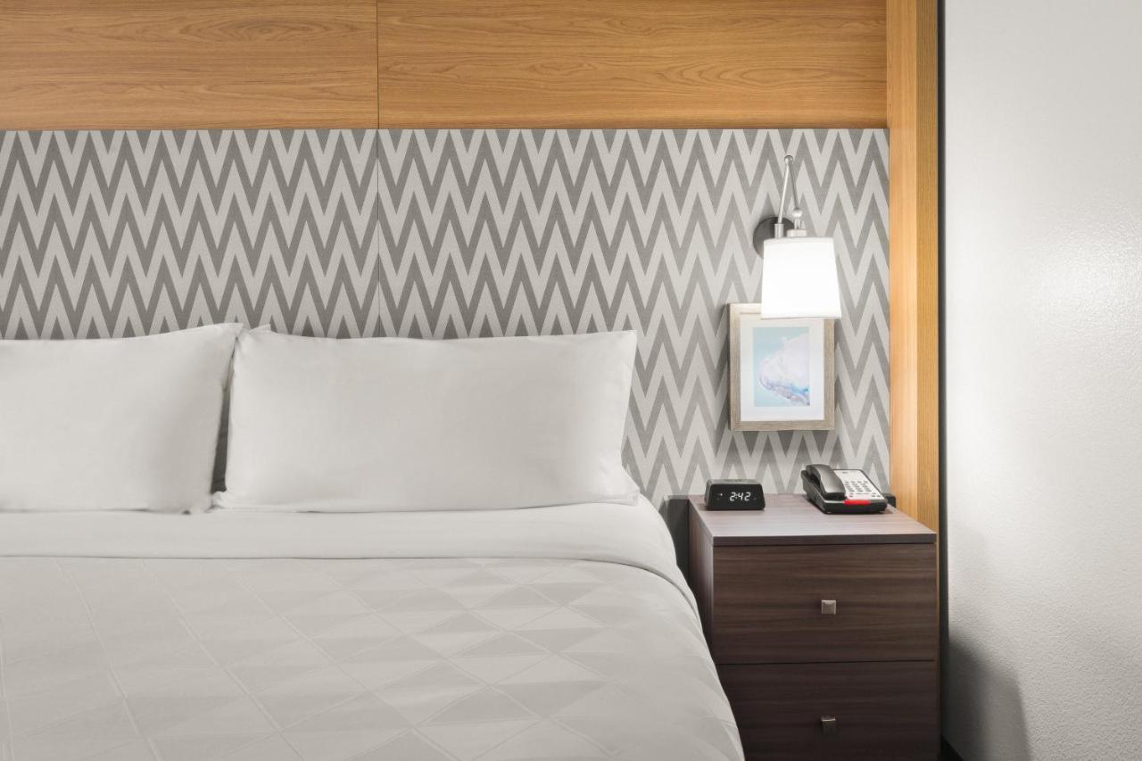 & An Ihg Hotel